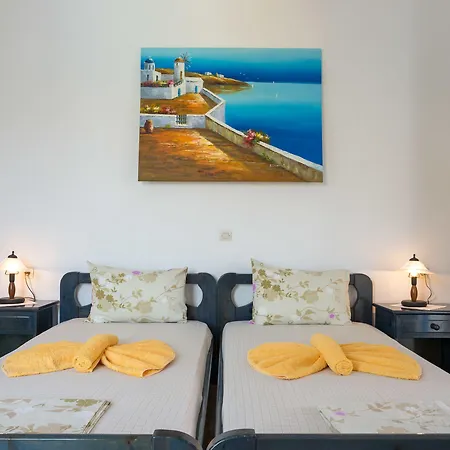 Firoa Apartament *